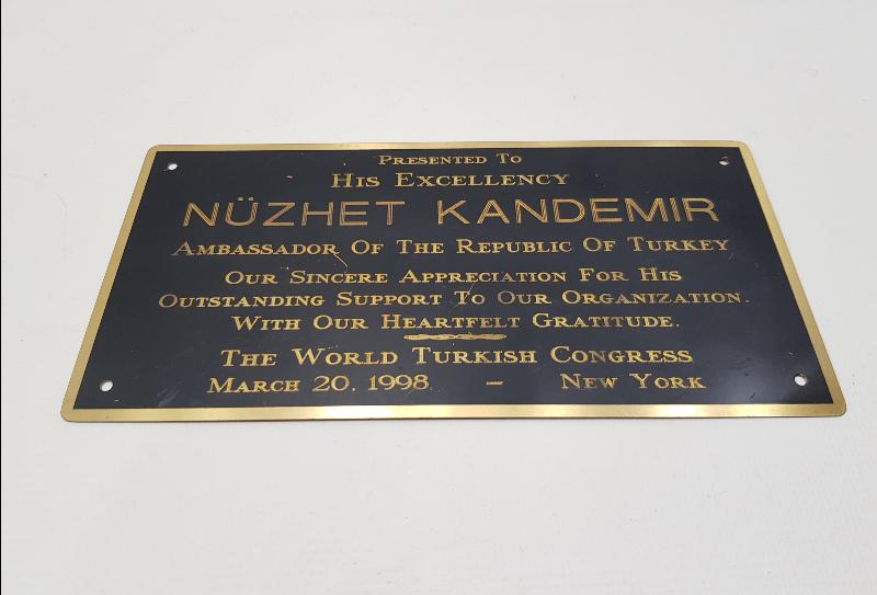 1998 AMERİKA BÜYÜKELÇİSİ NÜZHET KANDEMİR TABELA