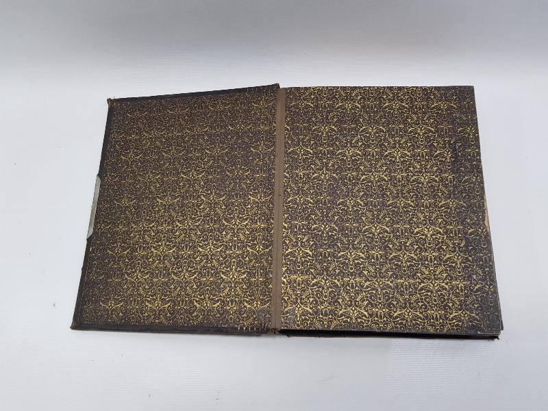 OSMANLI DÖNEMİ LEVANTEN İŞİ ALTIN YALDIZLI AİLE FOTOĞRAF ALBÜMÜ