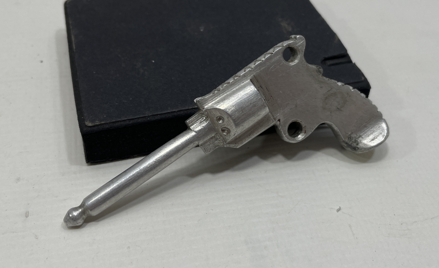 TABANCA FORMUNDA EL YAPIMI ANTİKA MOTOSİKLET ANAHTARI