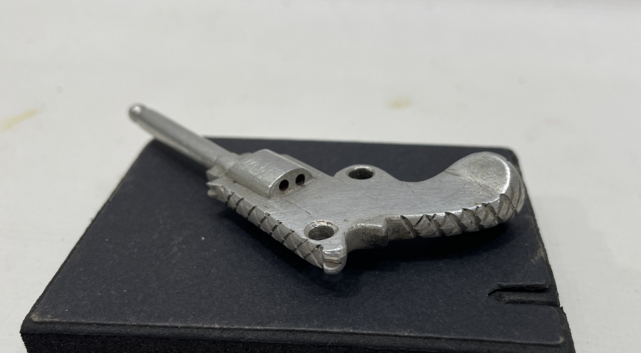 TABANCA FORMUNDA EL YAPIMI ANTİKA MOTOSİKLET ANAHTARI