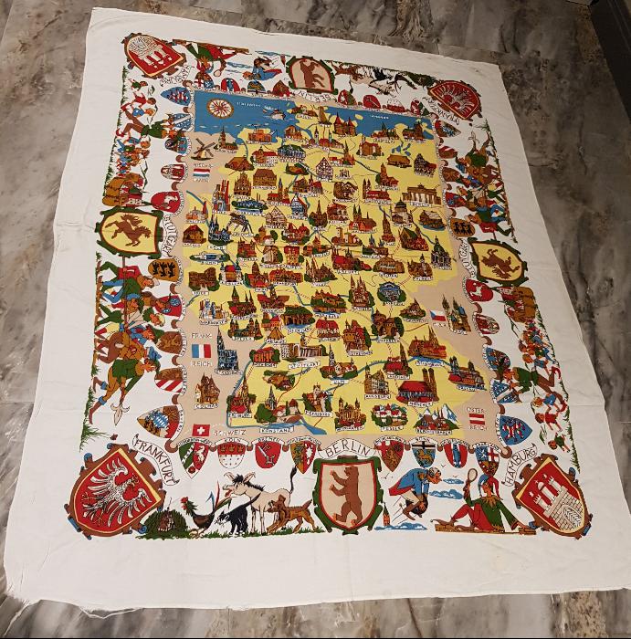 ALMANYA EYALET VE ŞEHİRLERİNİ GÖSTERİR MASA ÖRTÜSÜ