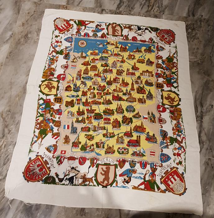 ALMANYA EYALET VE ŞEHİRLERİNİ GÖSTERİR MASA ÖRTÜSÜ