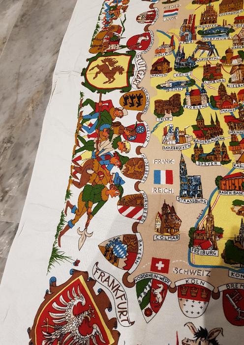 ALMANYA EYALET VE ŞEHİRLERİNİ GÖSTERİR MASA ÖRTÜSÜ