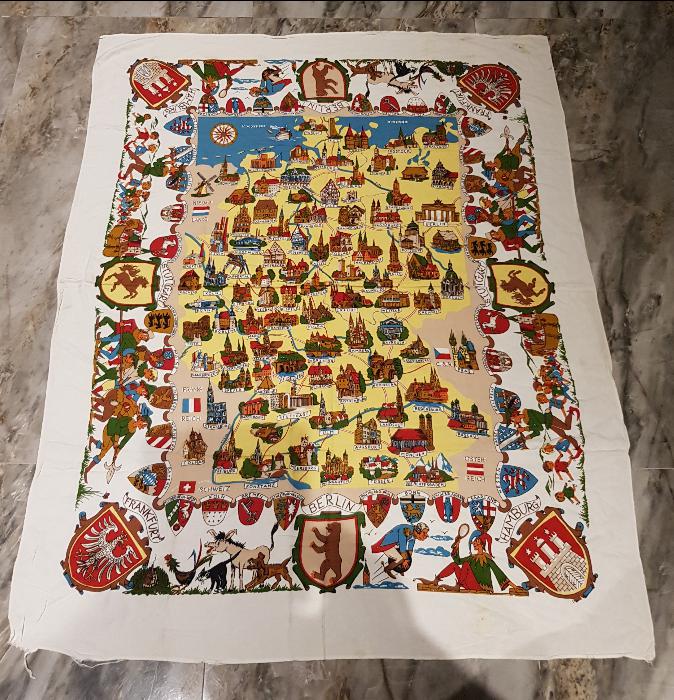 ALMANYA EYALET VE ŞEHİRLERİNİ GÖSTERİR MASA ÖRTÜSÜ