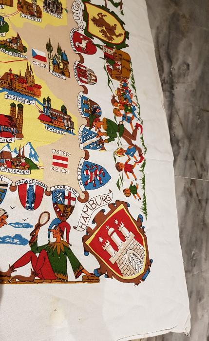 ALMANYA EYALET VE ŞEHİRLERİNİ GÖSTERİR MASA ÖRTÜSÜ