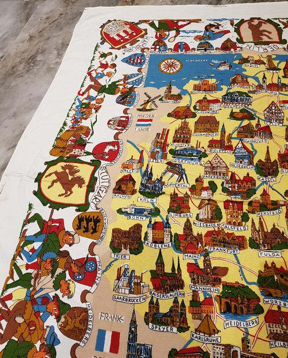 ALMANYA EYALET VE ŞEHİRLERİNİ GÖSTERİR MASA ÖRTÜSÜ