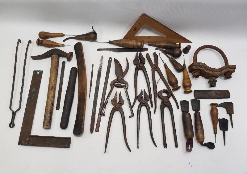 ANTİKA AYAKKABI TAMİRCİSİ EL ALETLERİ