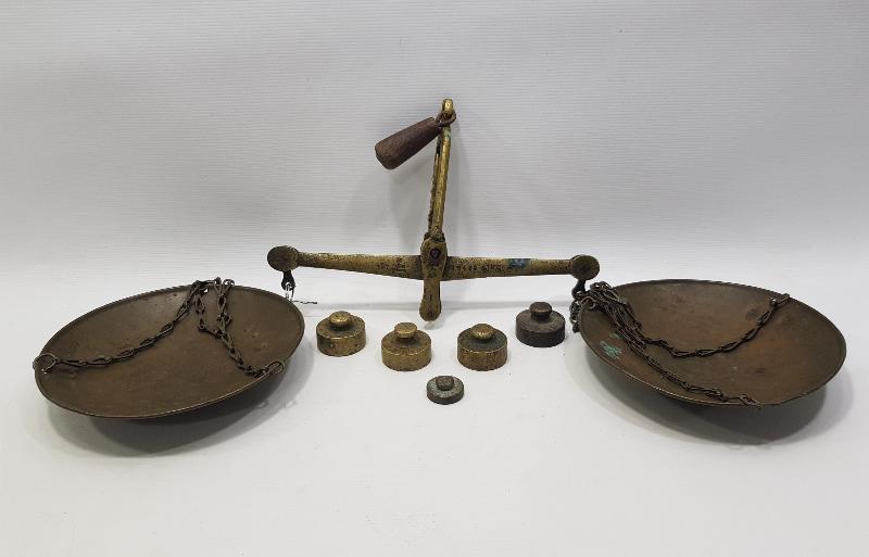 CUMHURİYET İLK DÖNEM İZMİR İŞİ BRONZ TERAZİ