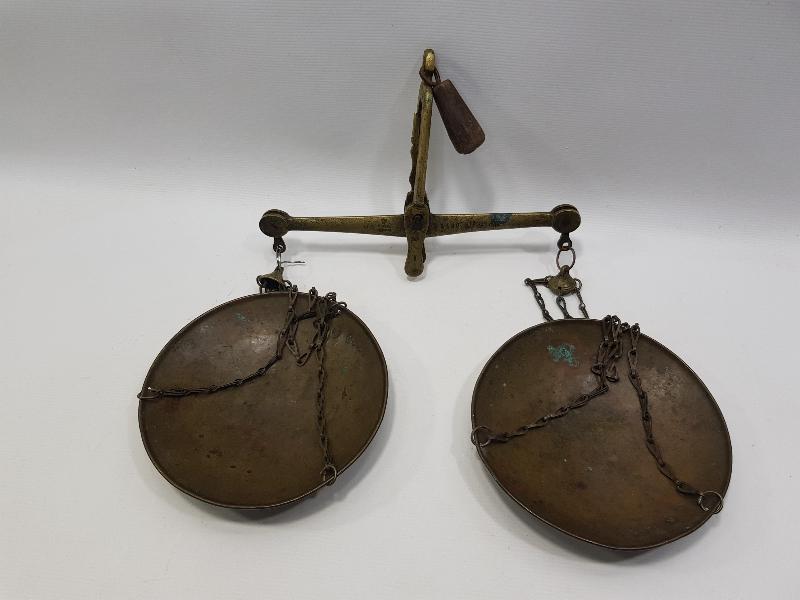 CUMHURİYET İLK DÖNEM İZMİR İŞİ BRONZ TERAZİ