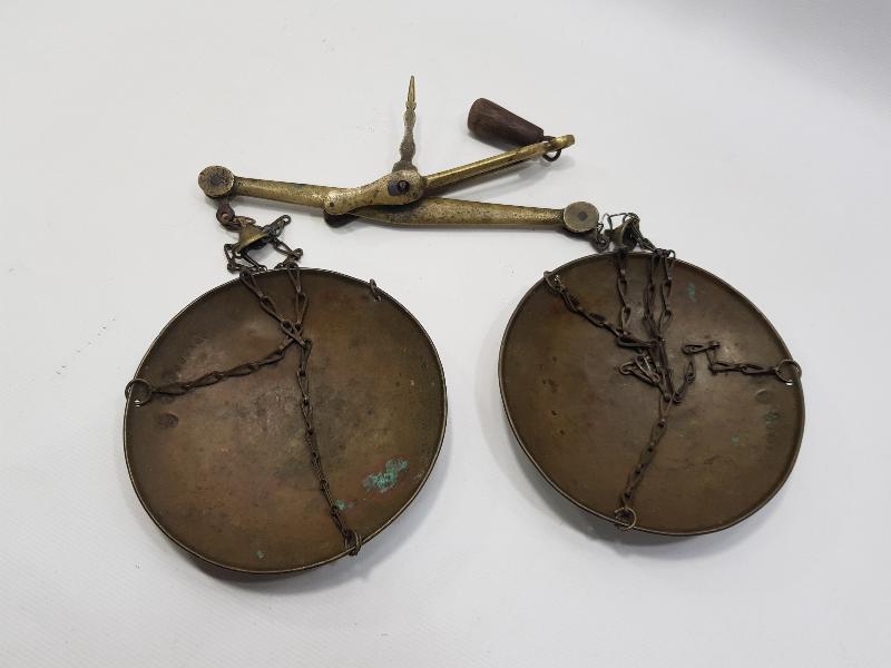 CUMHURİYET İLK DÖNEM İZMİR İŞİ BRONZ TERAZİ