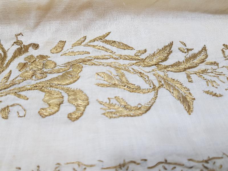 OSMANLI DÖNEMİ ALTIN SIRMA İŞLEMELİ BURSA İŞİ HAVLU
