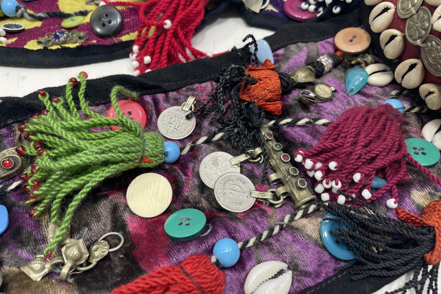 ÇİL KONDİSYONDA TÜRKMEN İŞİ BÜYÜK BOY GELİN BAŞLIĞI