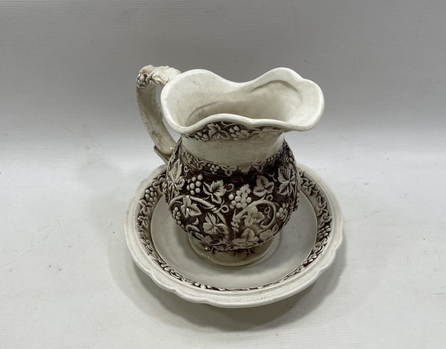 NADİR FORMDA ANTİKA  AŞURELİK