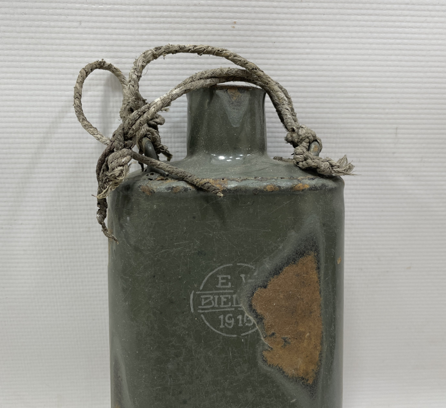 1915 TARİHLİ EMAYE ALMAN SUBAY MATARASI