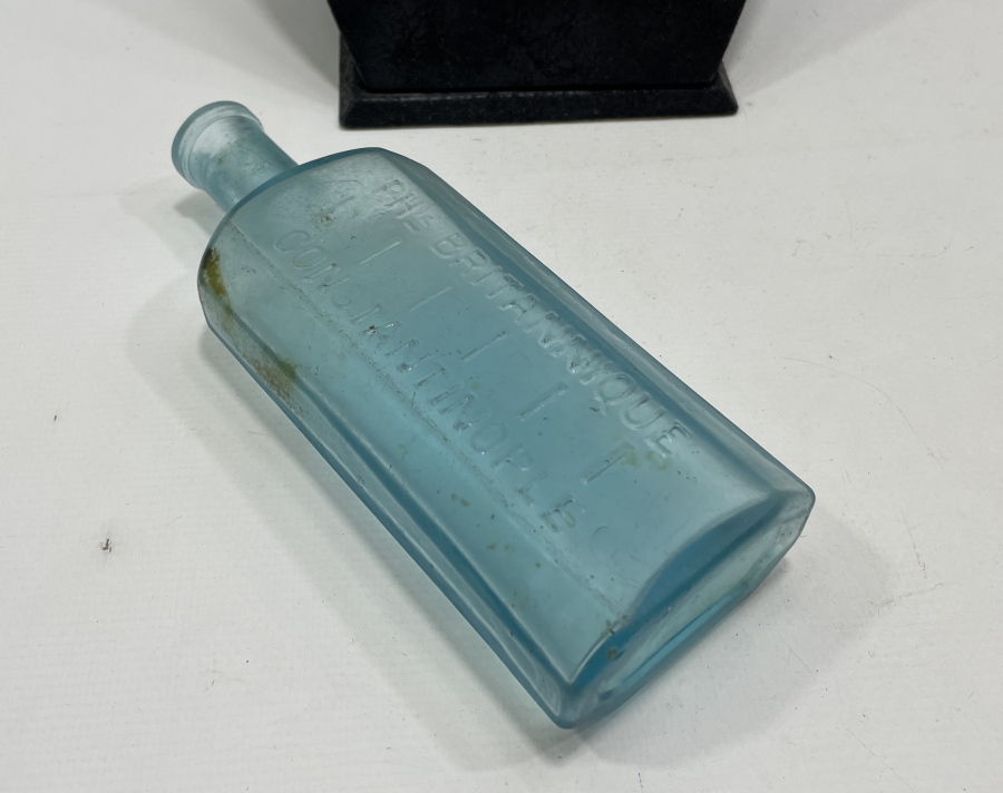 CONSTANTİNOPLE YAZILI OSMANLI DÖNEMİ ÇOK NADİR MAVİ RENKLİ KOKU ŞİŞESİ