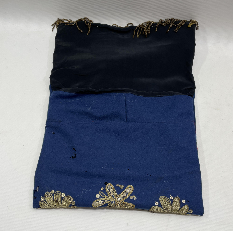 ÇUHA ÜZERİ GÜMÜŞ SIRMA İŞÇİLİKLİ OSMANLI DÖNEMİ KUR'AN-I KERİM KABI