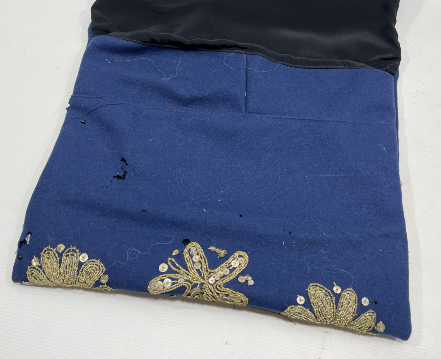 ÇUHA ÜZERİ GÜMÜŞ SIRMA İŞÇİLİKLİ OSMANLI DÖNEMİ KUR'AN-I KERİM KABI