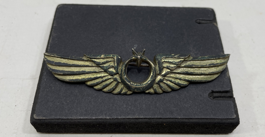 GÜMÜŞTEN MAMUL ANTİKA ASKERİ PİLOT BRÖVESİ