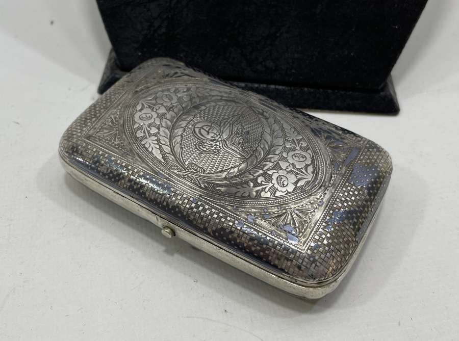 İÇİ ERMENİCE VE OSMANLICA YAZILI VAN İŞİ GÜMÜŞ SİGARA TABAKASI