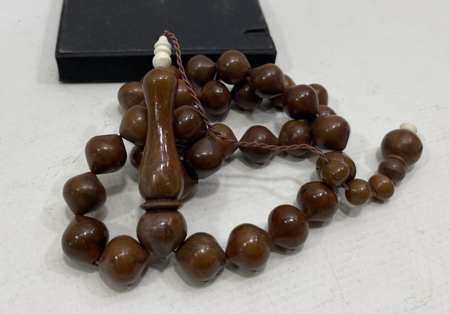 KUKA VE KEMİKTEN MAMUL DEV BOYDA TESPİH