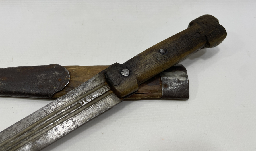 OSMANLI DÖNEMİ BOYNUZ SAPLI VE AY YILDIZLI ÇERKES KAMASI