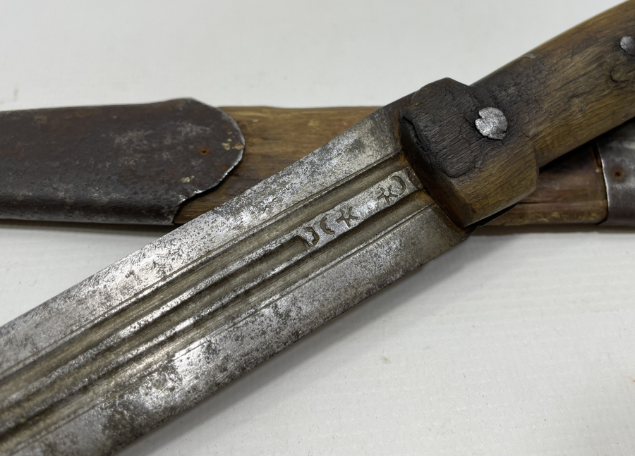 OSMANLI DÖNEMİ BOYNUZ SAPLI VE AY YILDIZLI ÇERKES KAMASI