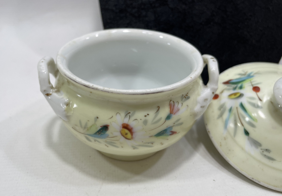 OSMANLI DÖNEMİ EL BOYAMA SINIRLI ÜRETİM KAPAKLI PORSELEN ŞEKERLİK