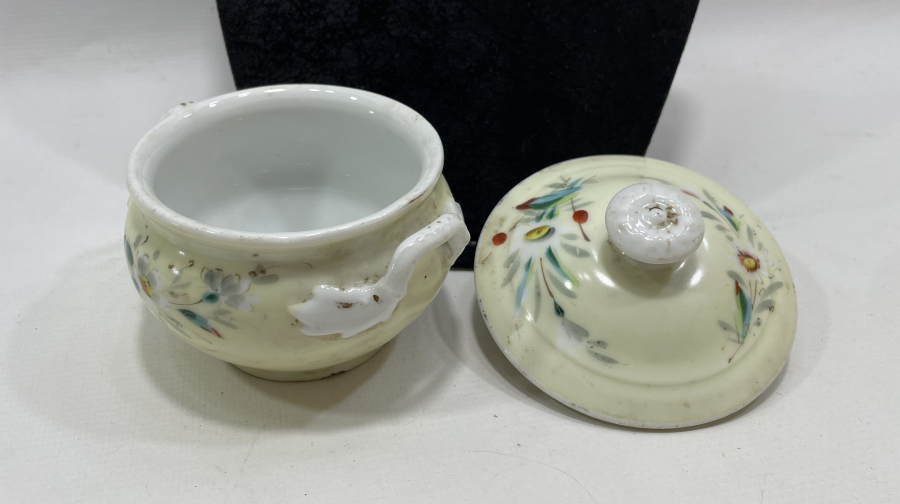 OSMANLI DÖNEMİ EL BOYAMA SINIRLI ÜRETİM KAPAKLI PORSELEN ŞEKERLİK