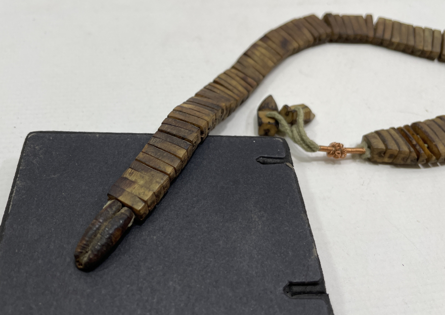 OSMANLI DÖNEMİ HURMA ÇEKİRDEĞİNDEN MAMUL YILAN FORMUNDA NADİR TEKKE İŞİ TESPİH