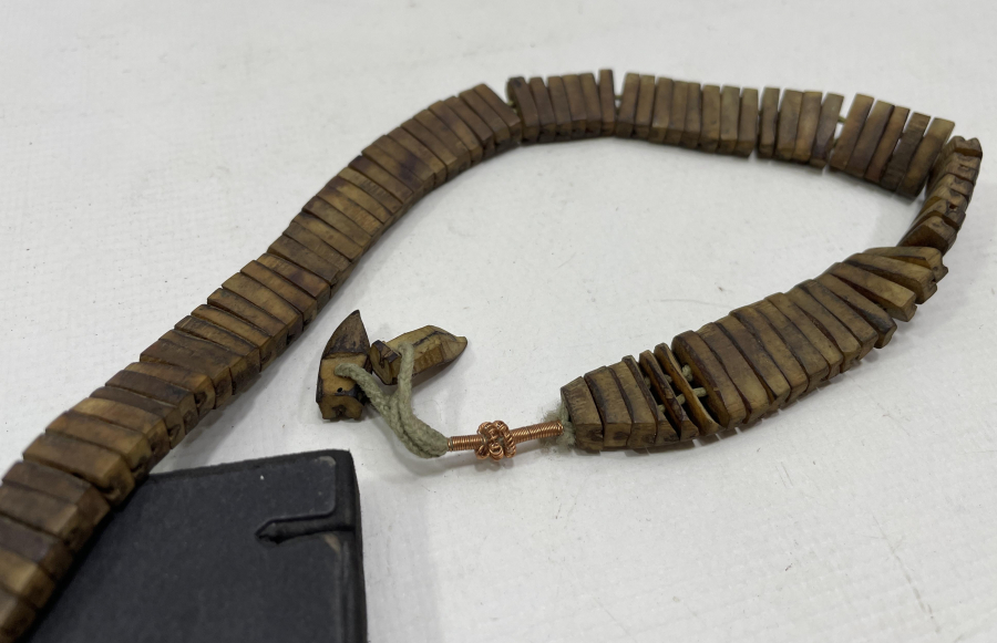 OSMANLI DÖNEMİ HURMA ÇEKİRDEĞİNDEN MAMUL YILAN FORMUNDA NADİR TEKKE İŞİ TESPİH