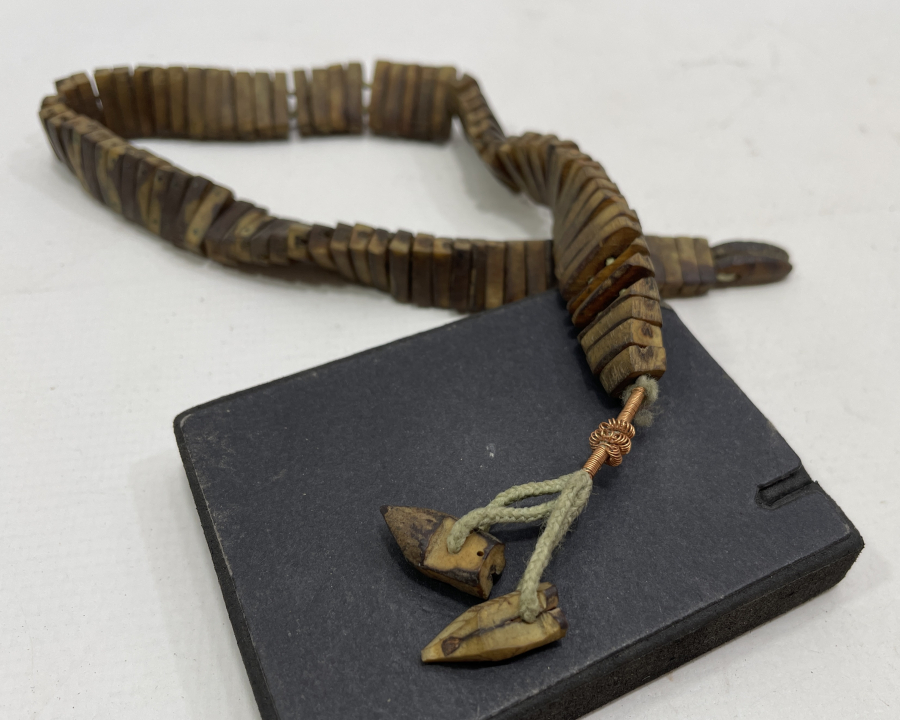 OSMANLI DÖNEMİ HURMA ÇEKİRDEĞİNDEN MAMUL YILAN FORMUNDA NADİR TEKKE İŞİ TESPİH