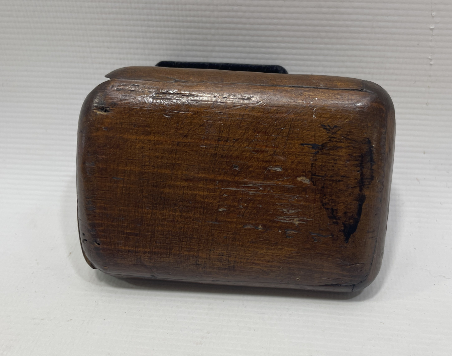 ÜZERİ OSMANLICA YAZILI OSMANLI DÖNEMİ AHŞAP SİGARA TABAKASI