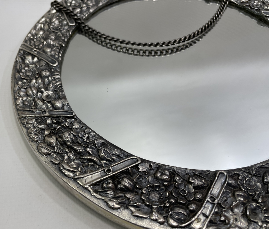 ÜZERİNDE OSMANLI DEVLET ARMASI BULUNAN BÜYÜK BOY DUVAR AYNASI