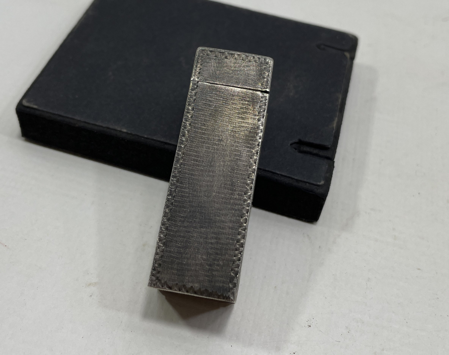 AZNAVUR İŞÇİLİKLİ NADİR FRANSIZ GÜMÜŞ RUJ