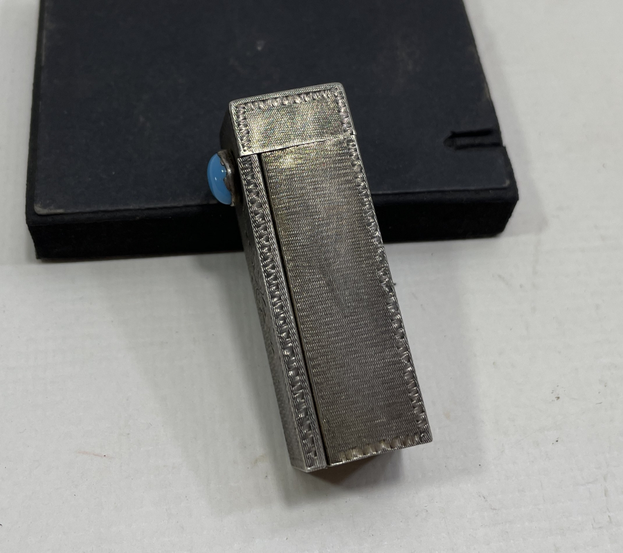 AZNAVUR İŞÇİLİKLİ NADİR FRANSIZ GÜMÜŞ RUJ