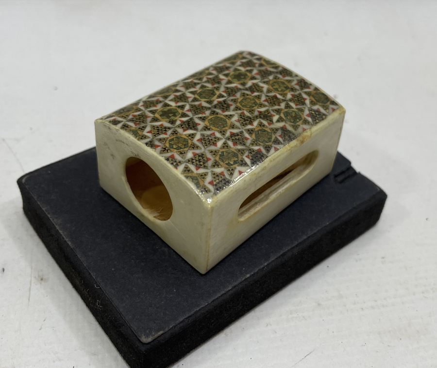 MARKÜTERİ İŞÇİLİKLİ ANTİKA KİBRİTLİK