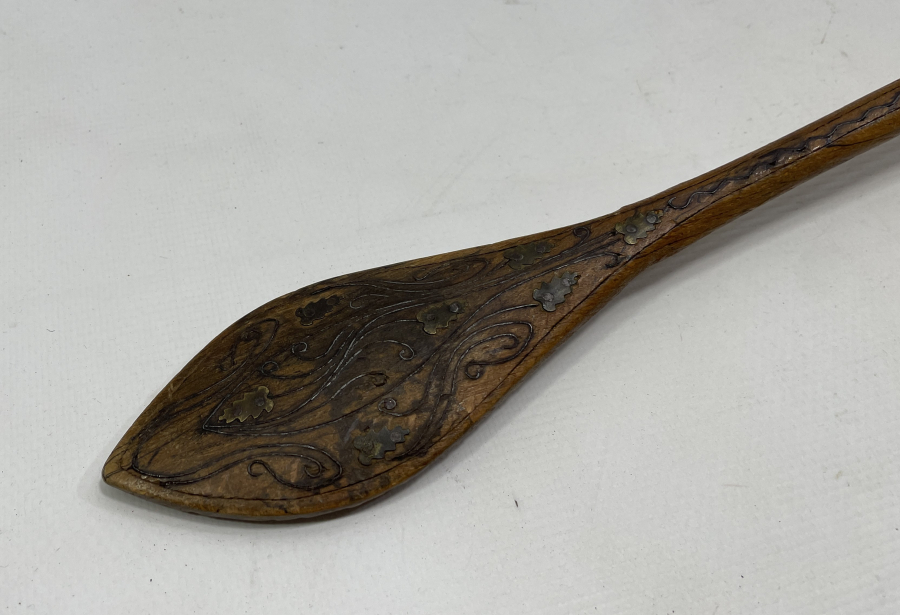 OSMANLI DÖNEMİ GÜMÜŞ ÇAKMA İŞÇİLİKLİ AFYON YAPIMI TEKKE İŞİ SIRT KAŞIYICI