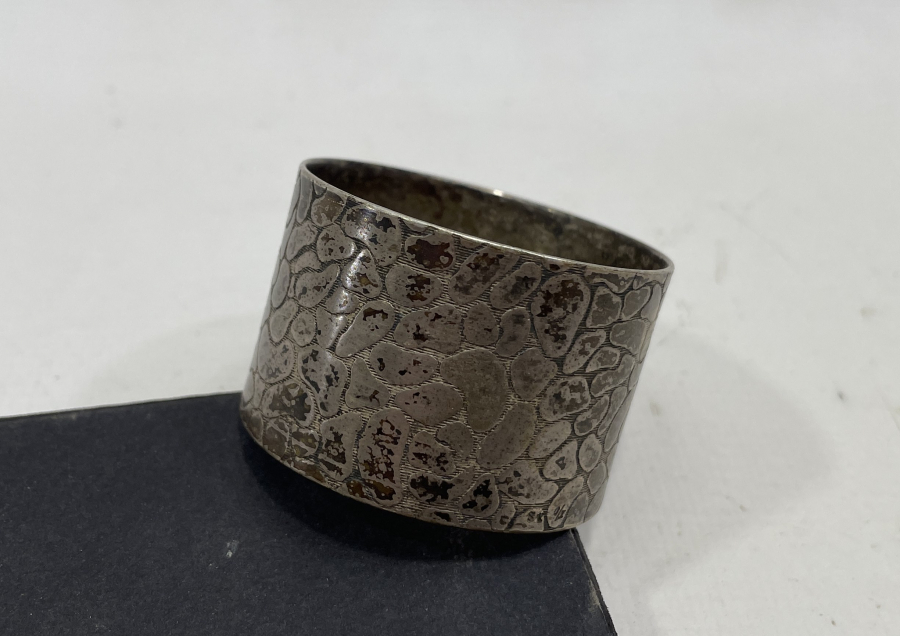 ÜZERİ İNSİYALLİ 1900 BAŞLARI GÜMÜŞ KAPLAMA PEÇETELİK