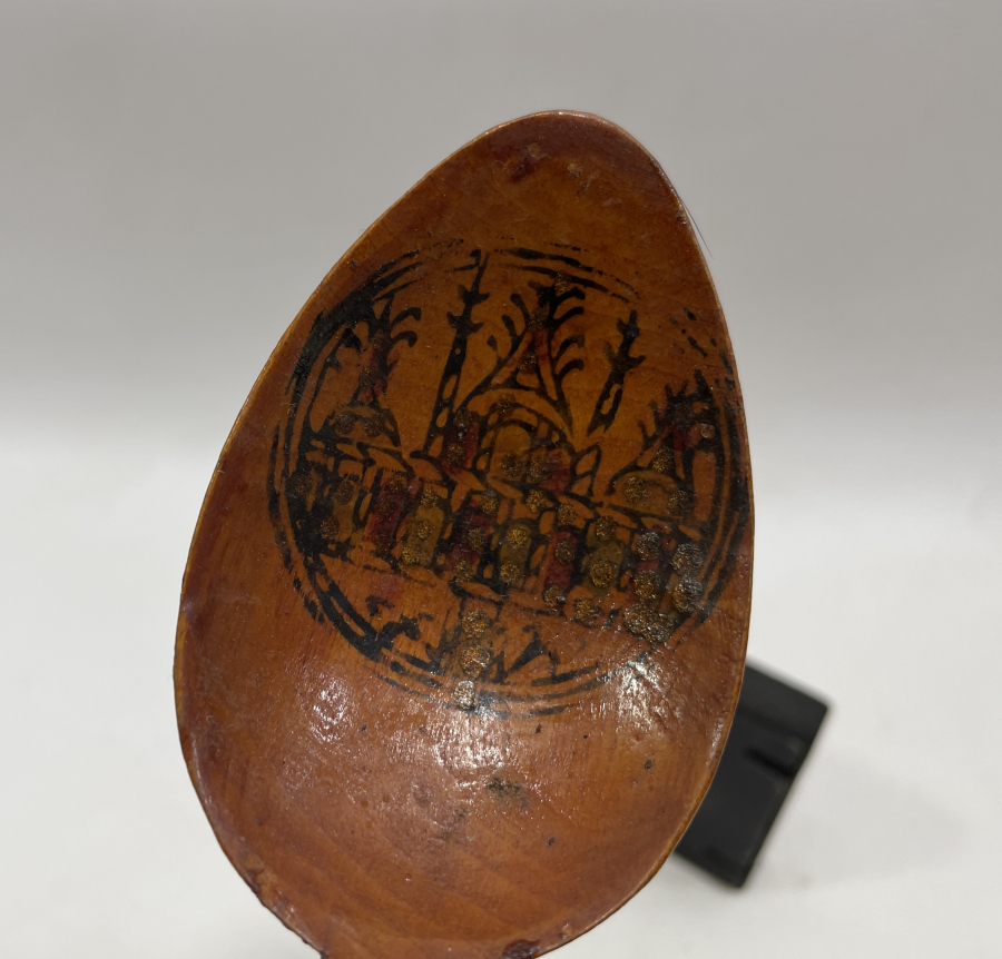 ÜZERİ OSMANLICA BEYİT YAZILI EL BOYAMA TAHTA KAŞIK