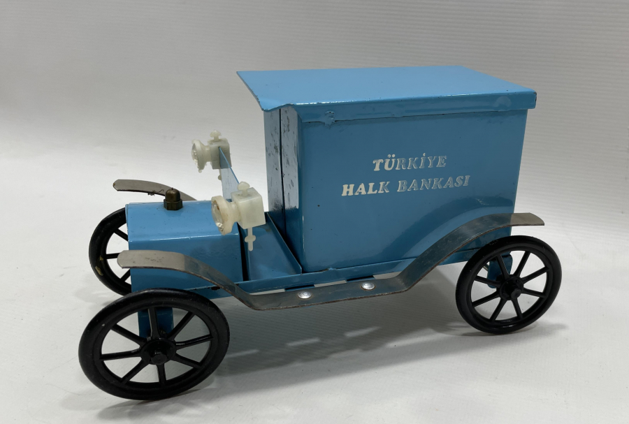 ÇİL KONDİSYONDA METAL HALK BANKASI KUMBARA