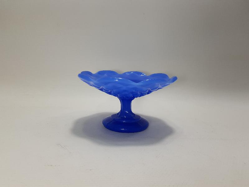 19. YÜZYIL MAVİ RENKLİ OPAL İKRAMLIK