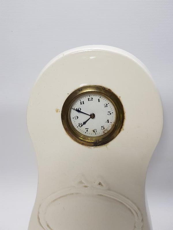 1900'LERDEN PORSELEN KASALI MASA SAATİ