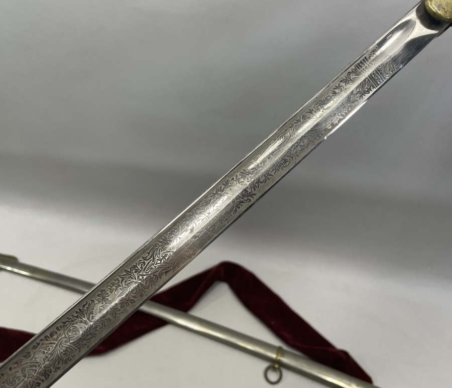 1940 YILINA AİT ÇİL KONDİSYONDA NADİR SUBAY KILICI