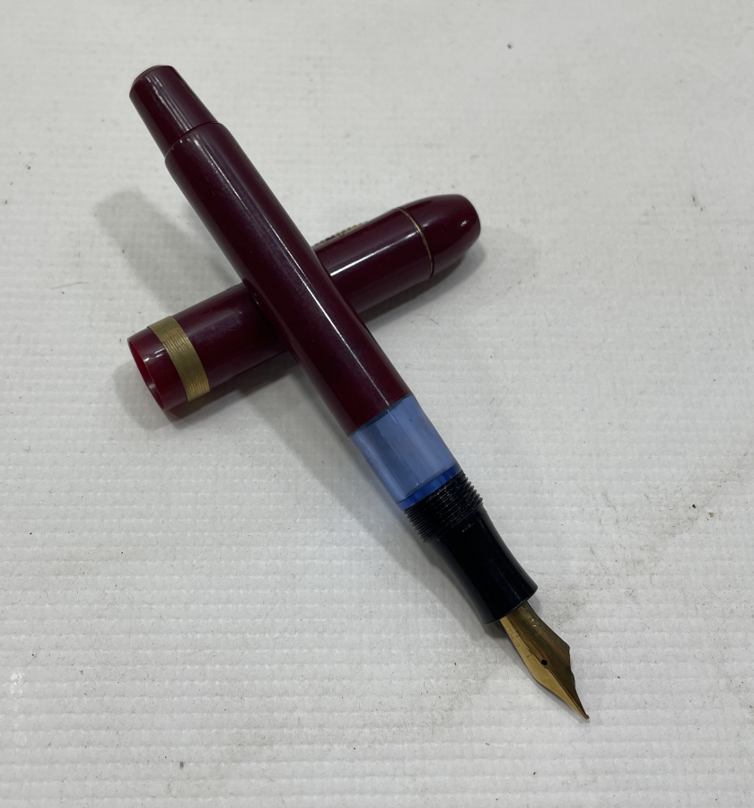 ALTIN KAPLAMA UÇLU ANTİKA DOLMA KALEM