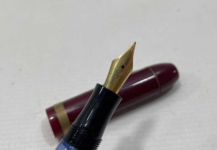 ALTIN KAPLAMA UÇLU ANTİKA DOLMA KALEM