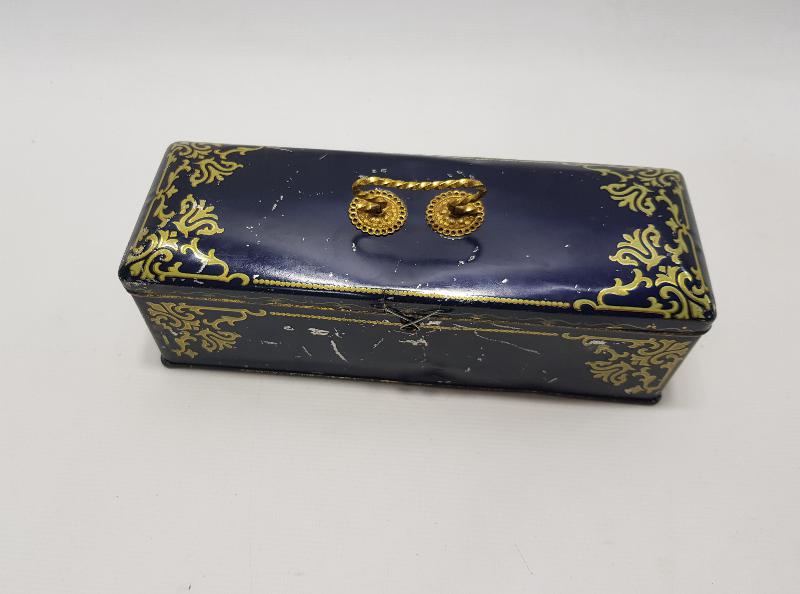 CONSTANTINOPLE: OSMANLI DÖNEMİ TENEKE ŞEKERLEME KUTUSU