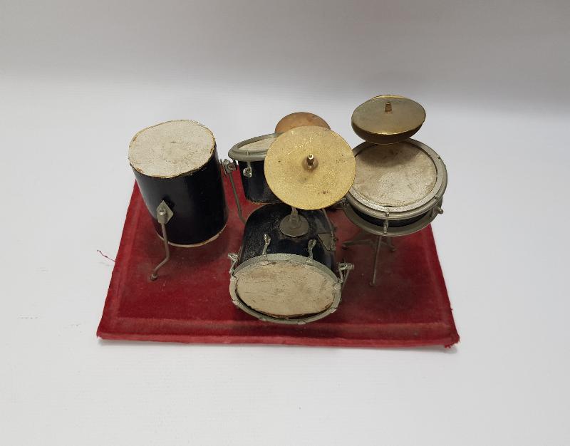 EL YAPIMI MİNYATÜR BATERİ