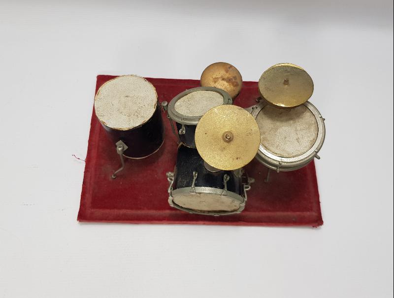 EL YAPIMI MİNYATÜR BATERİ