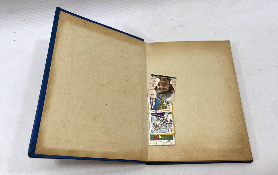 İÇİNDE YABANCI PULLAR BULUNAN ANTİKA PUL KOLEKSİYONU