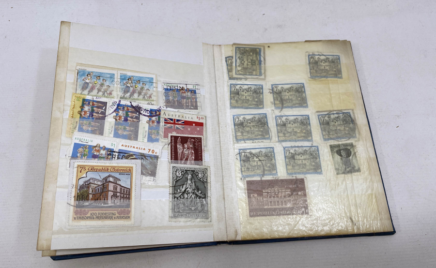 İÇİNDE YABANCI PULLAR BULUNAN ANTİKA PUL KOLEKSİYONU